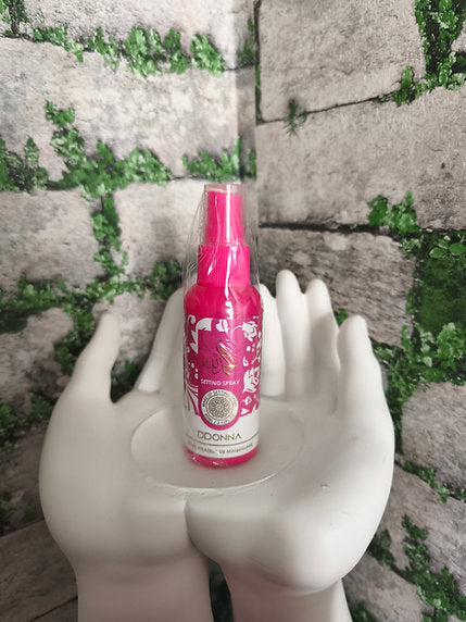 👉 Fixateur de maquillage Candy – Spray fixant longue tenue
